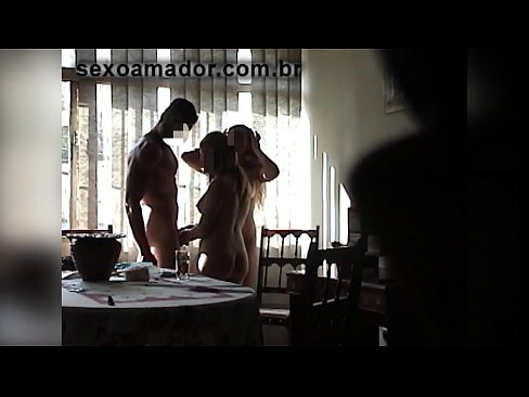 ❤️ Os amigos sexuais invitan a un home xigante e a un trío con el ☑ Vídeo de sexo en % gl.bestsexporno.ru % ﹏